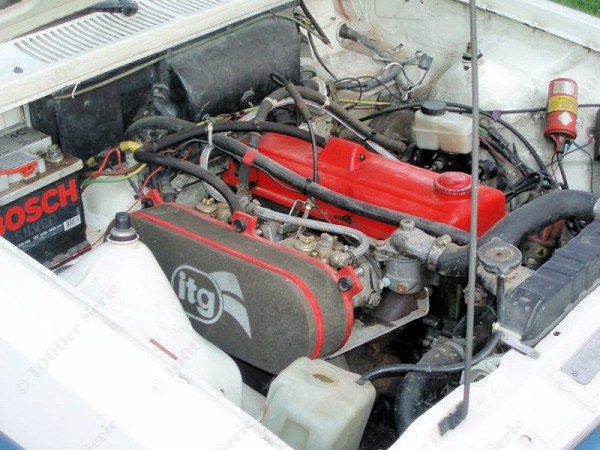 e-2-1000er-serie-motorraum.jpg